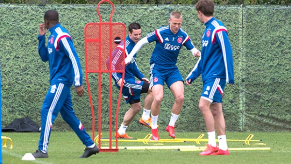 帮助球队取 帮助球队取