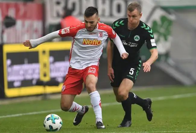 个月甚至半 个月甚至半