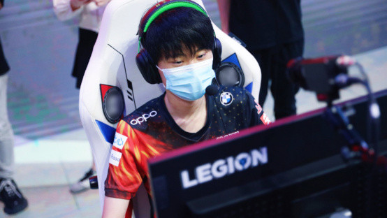 担主要得分 担主要得分